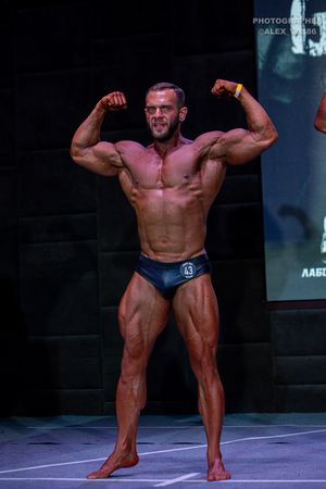 CLASSIC PHYSIQUE +178